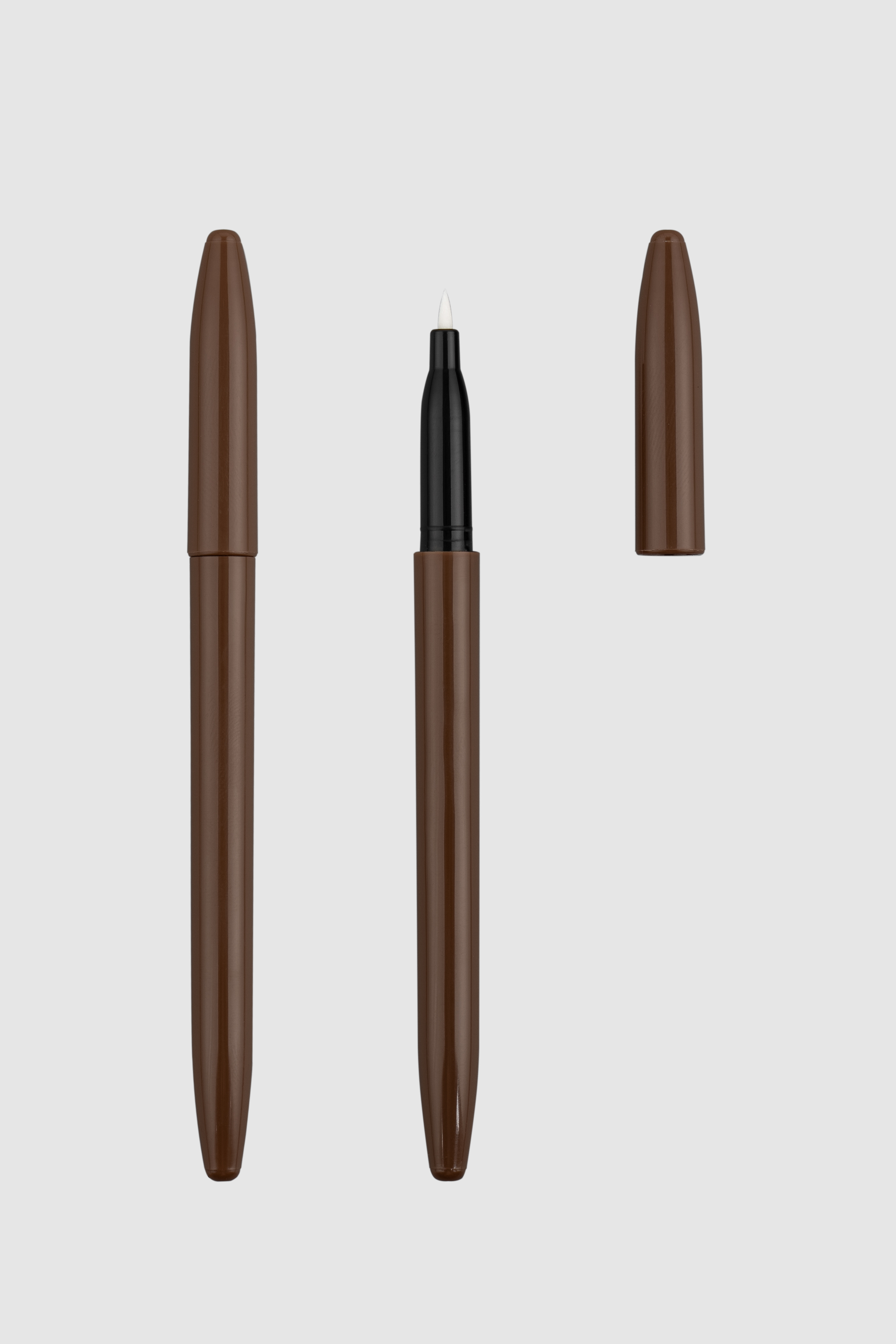 Ang iyong likidong tagapagtustos ng eyeliner ay may maraming mga isyu sa detalye?
