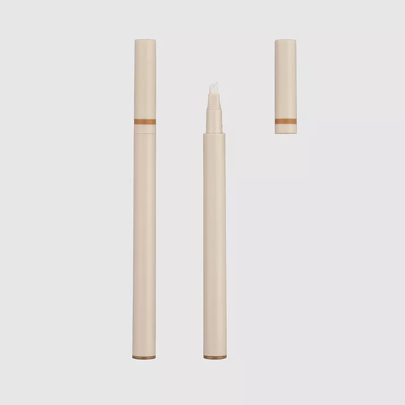 Angled 3-fiber liquid liner pen packaging